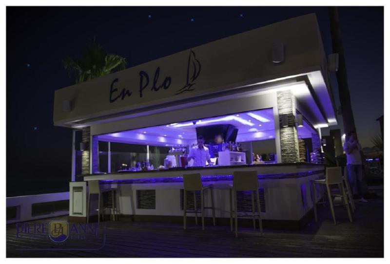 Piere Anne Beach Hotel Ayia Napa Exteriör bild